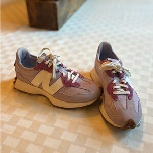 New Balance Women's X Calia 327 Sneakers -Like New, Size 9